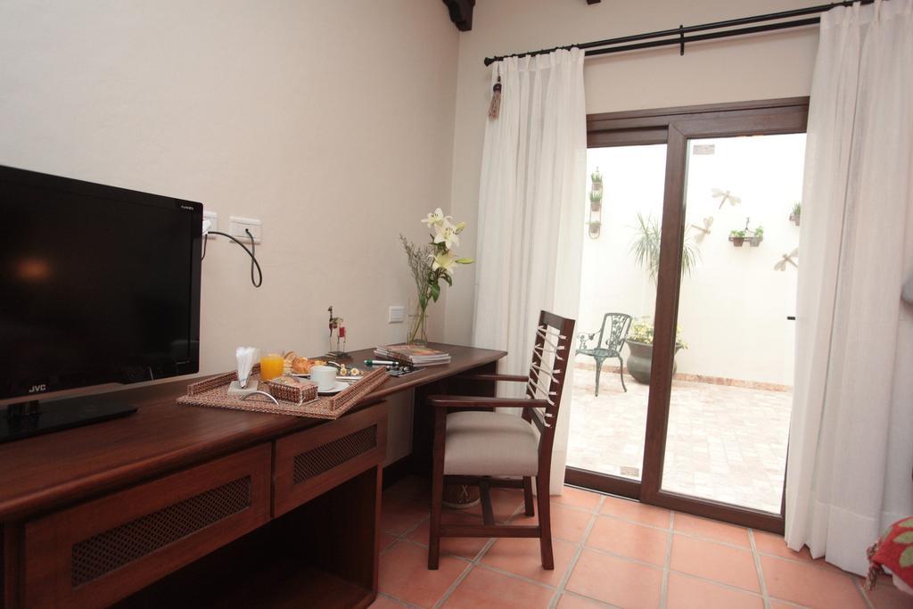 Hotel Boutique Balcon De La Plaza Сальта Экстерьер фото