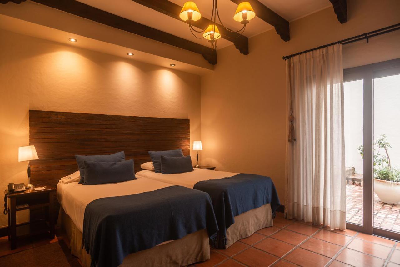 Hotel Boutique Balcon De La Plaza Сальта Экстерьер фото