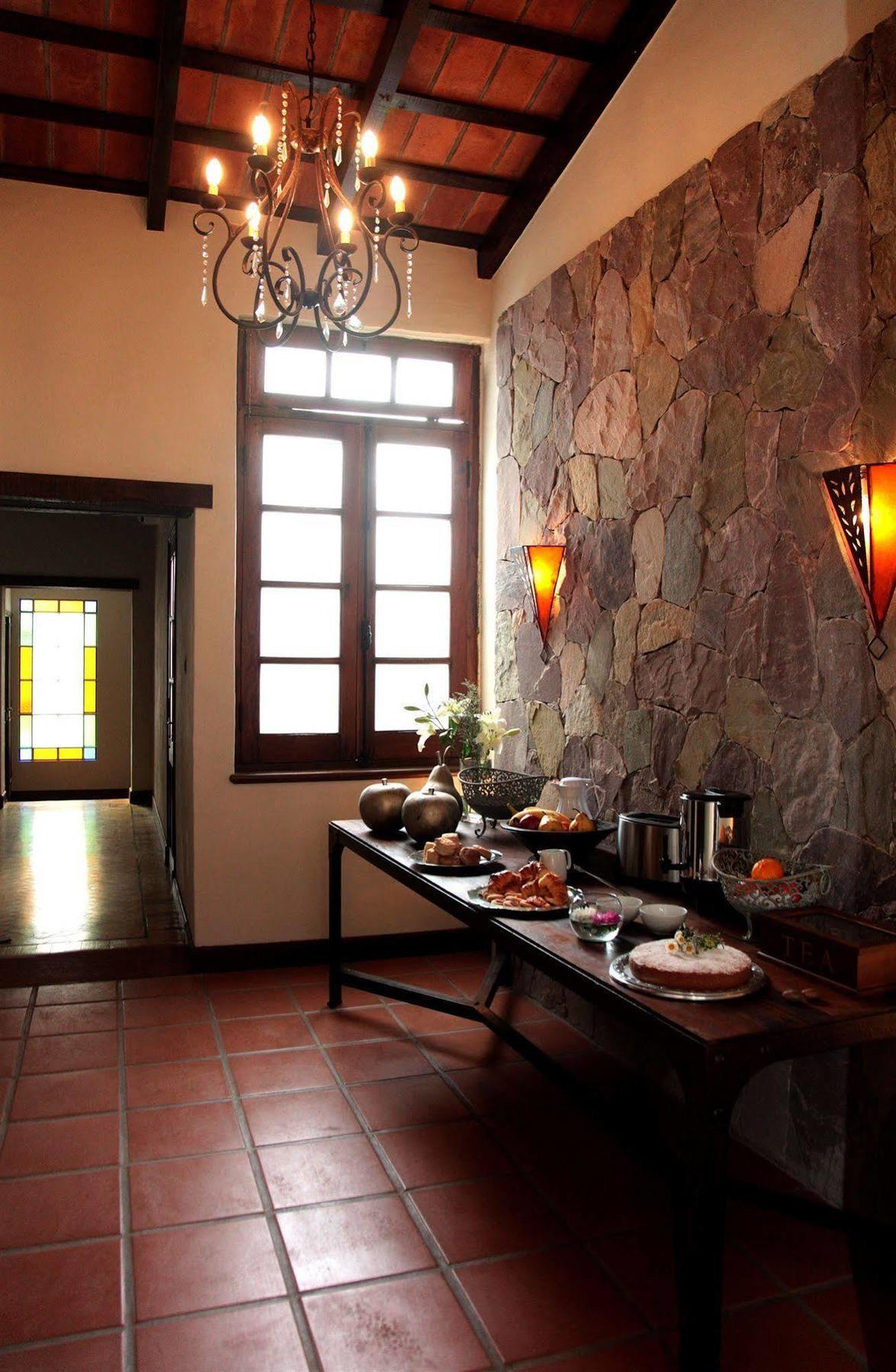 Hotel Boutique Balcon De La Plaza Сальта Экстерьер фото